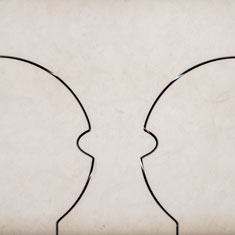 Kalkstein mit ausgesägter Kelchform