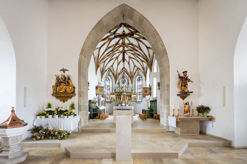 Zentrale Ansicht des Altars